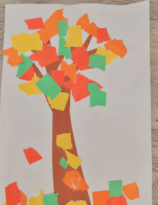Дерево – аппликация из цветной бумаги