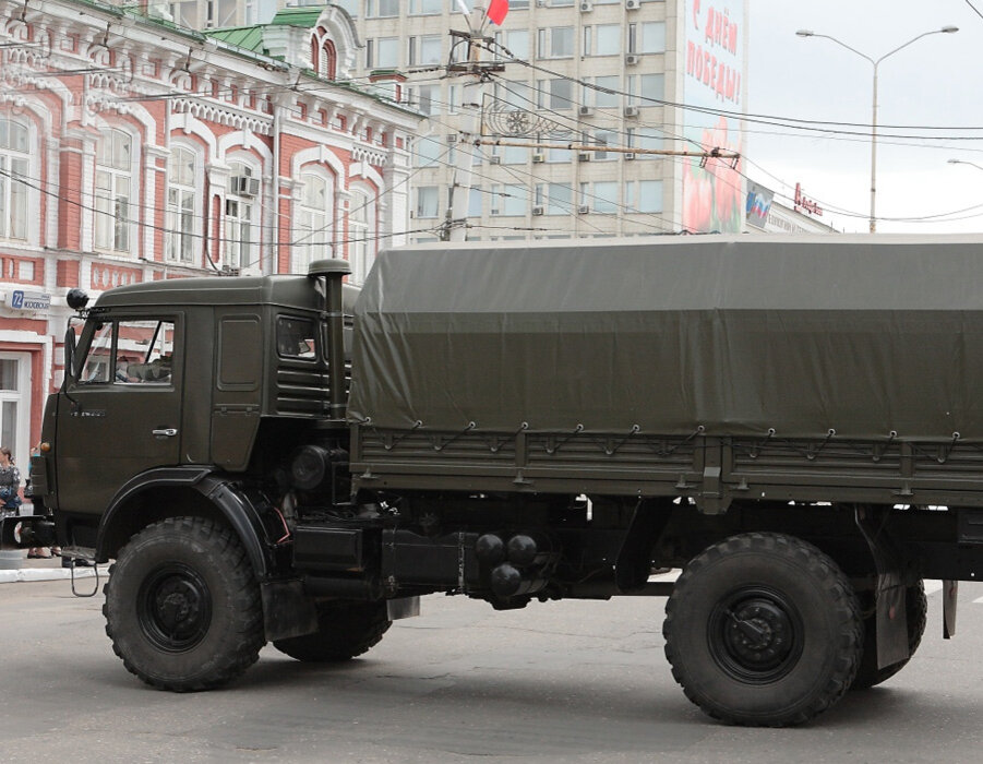 Камаз 4326. Военный КАМАЗ 4х4. КАМАЗ 4326 армейский. КАМАЗ 4326 4х4.