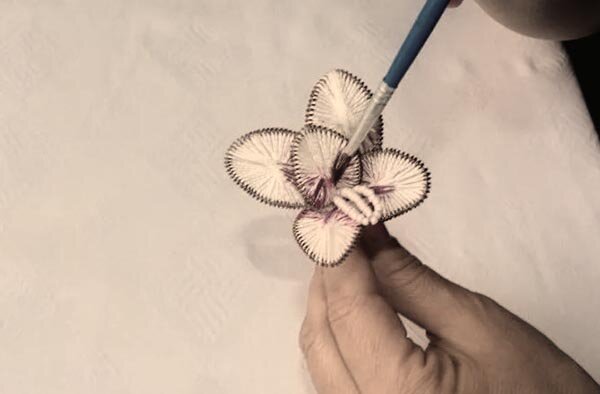 Выполнение цветка в технике «Ганутель»