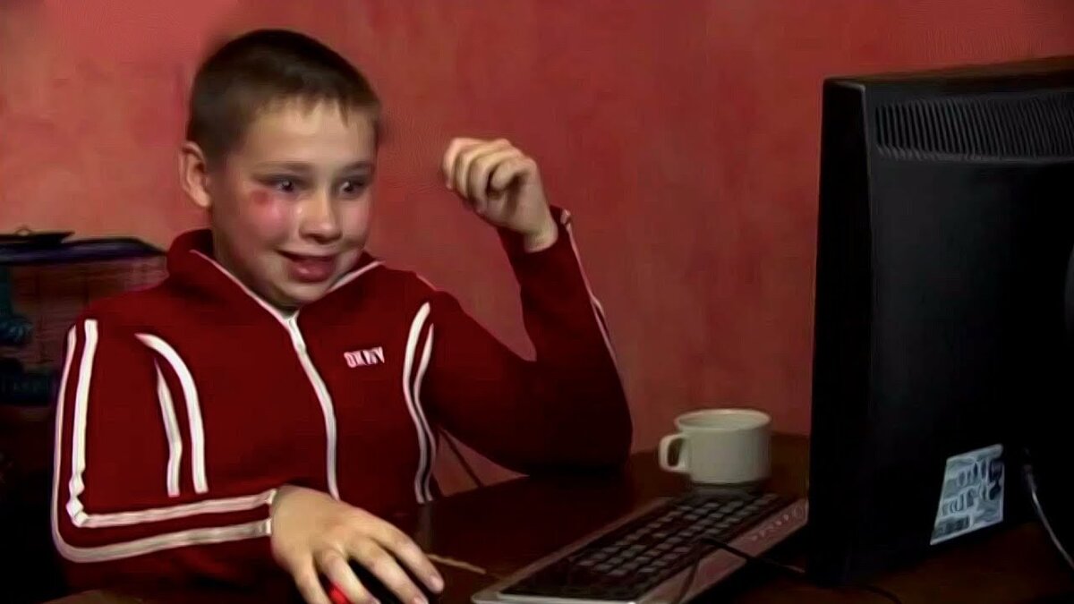 Кадр из телешоу "ДОРОГАЯ, МЫ УБИВАЕМ ДЕТЕЙ".