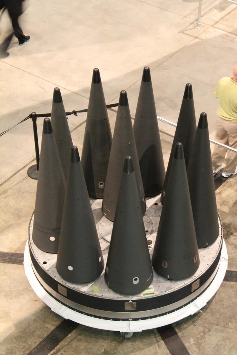 Термоядерная боеголовка w87. Управляемый боевой блок 15ф178. Мбр minuteman iii боеголовка. Боеголовка минитмен 3. W76 боеголовка.