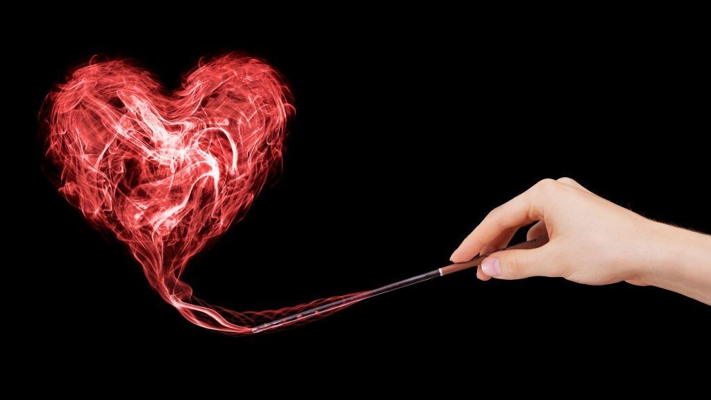 Приворот - самая частозаказываемая услуга у всех магов.  