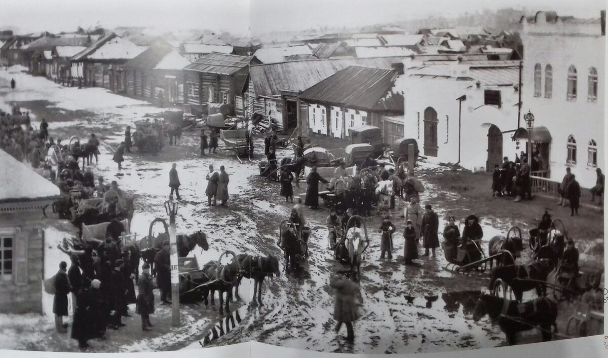 Фото из книги "Челябинск: легенды и были", 2013