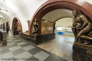 станция Площадь Революции в Московском метро