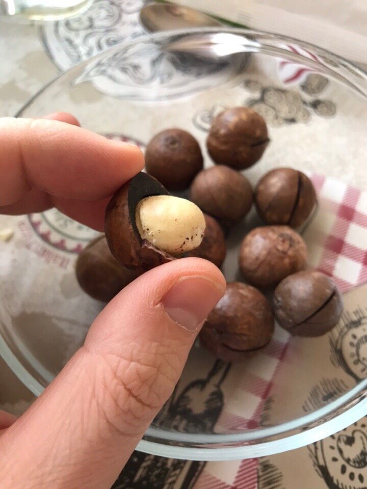 Так выглядит открытый орешек