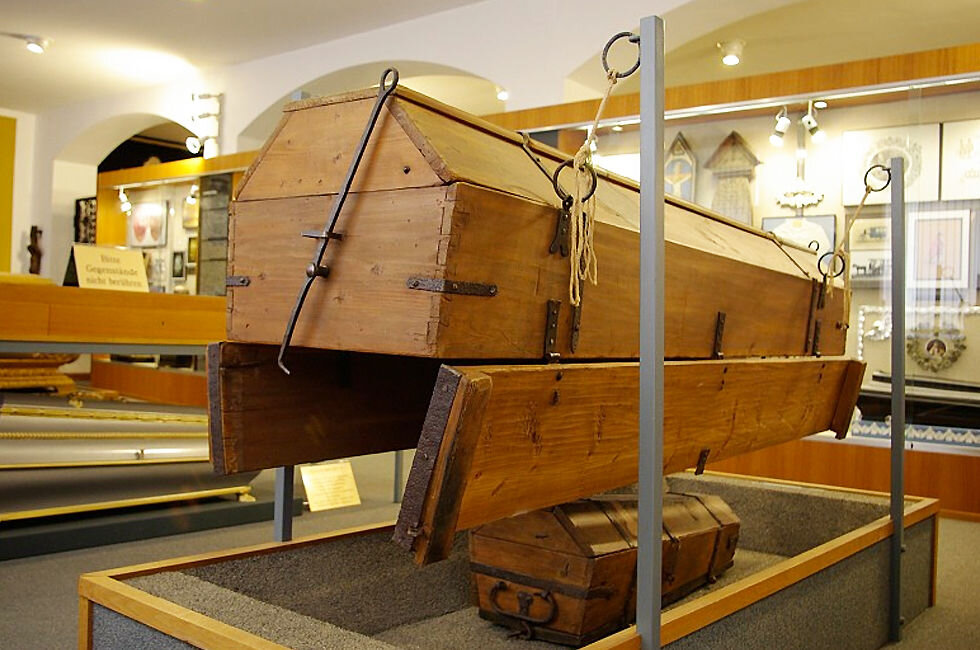 Экспонат из Музея похоронных принадлежностей в Вене.