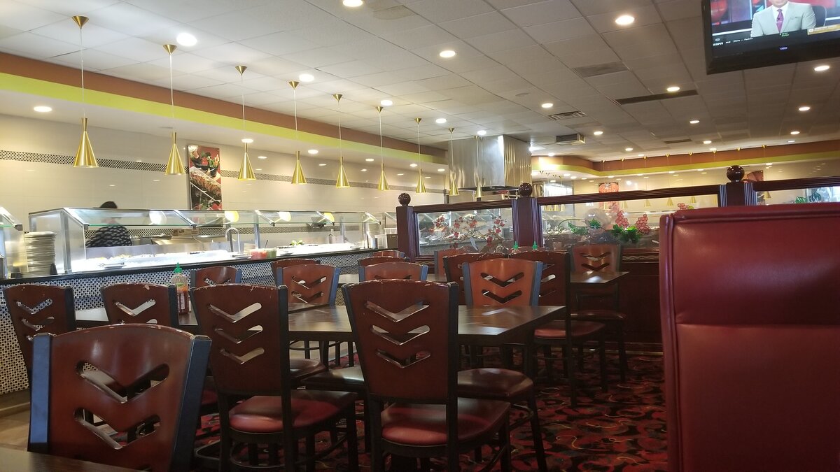 примерно так выглядит заведение изнутри 