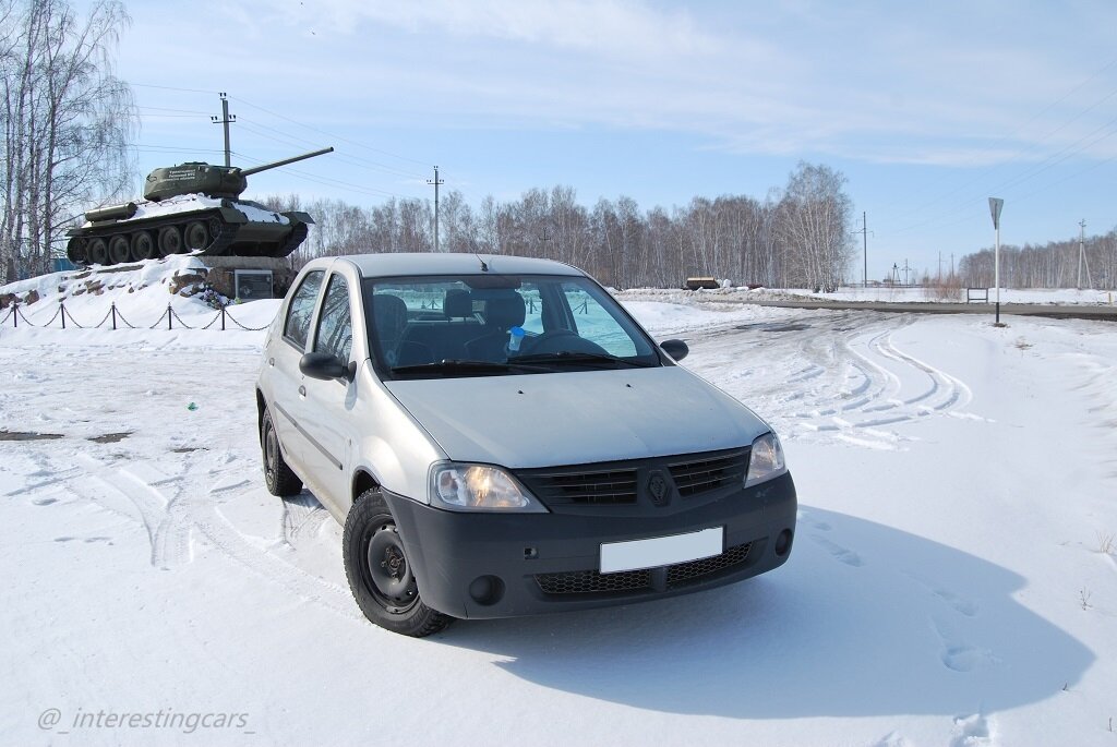 Вот он наш Рено-Логан непонятной комплектации, повидавший многое в своей жизни