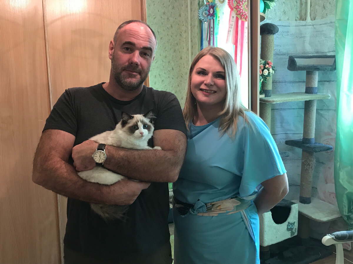 С ведущим Григорием Маневым 