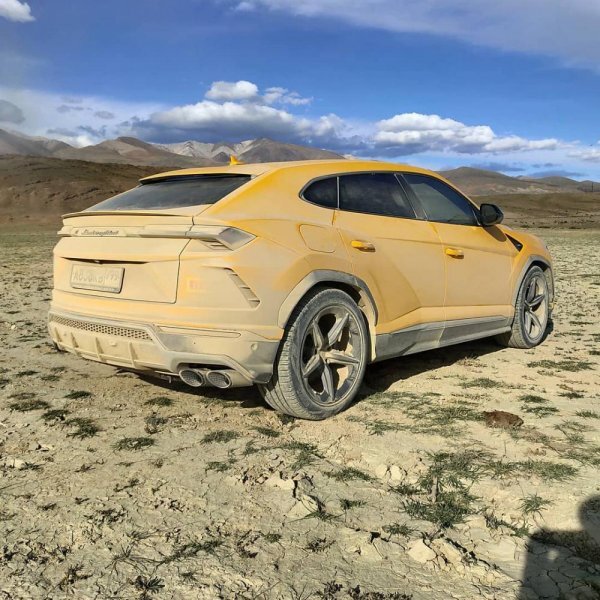 фото: Instagram @topgearrussia 