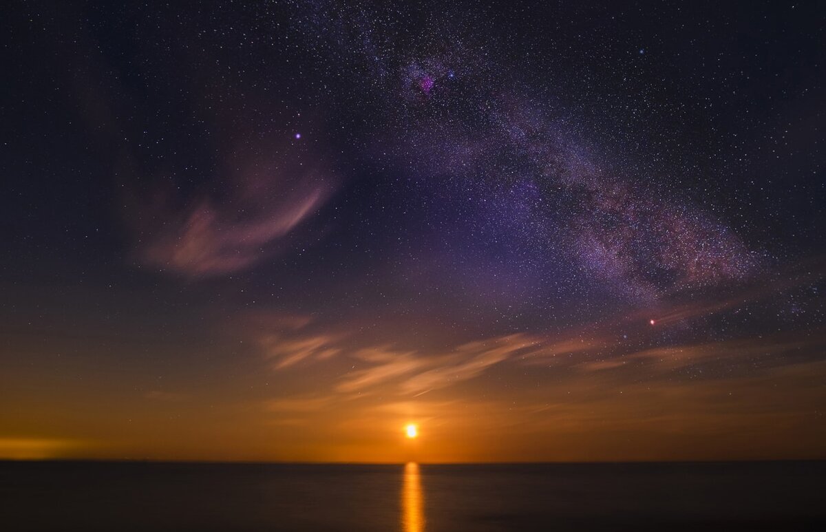 https://unsplash.com/photos/S3-P9mi2mSQ