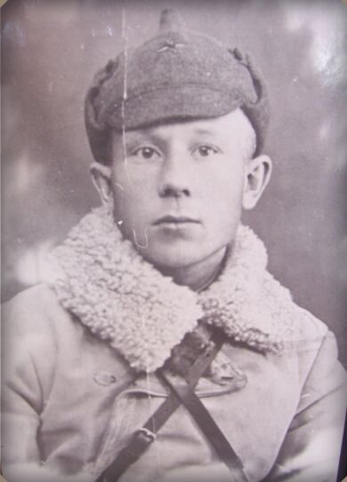 Кутузов Александр Евграфович (1912 — 1944).