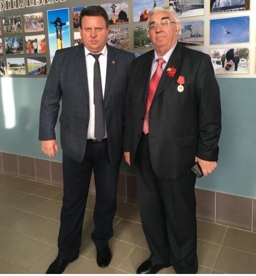 Красавчики, листайте дальше