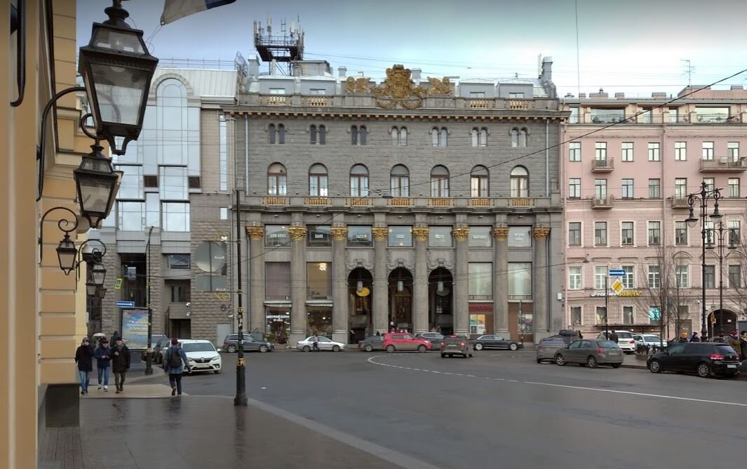 Киноконцерн "Родина" и "Дом кино" находятся по одному адресу: ул. Караванная, 12