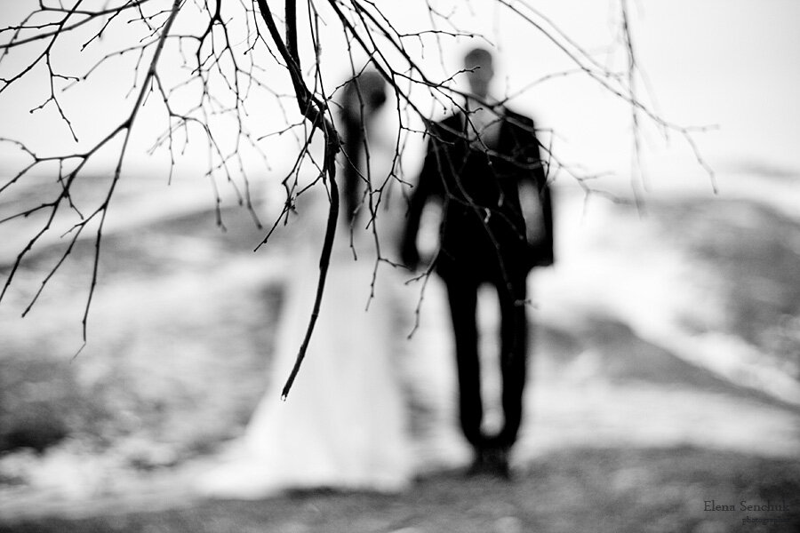 Тишина и безмолвие. Вечный человек книга. Абусалимов вечный человек. Вечный человек слушать. Недовольный мужчина.