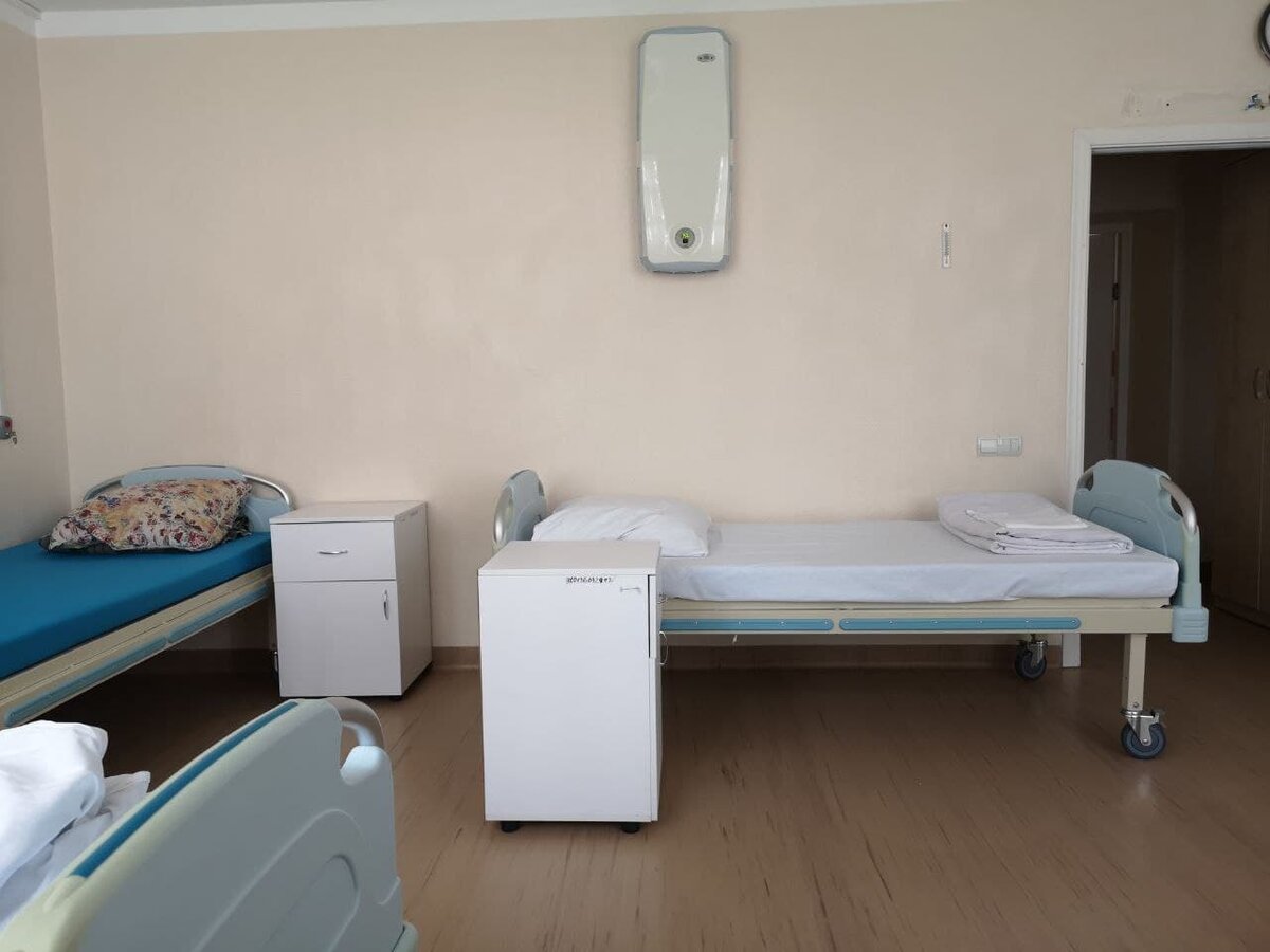 Четырехместная палата в отделении патологии, где ты ждешь начала схваток