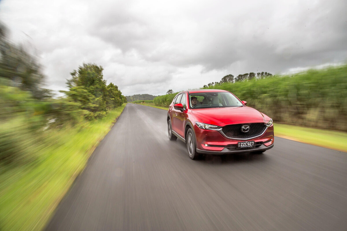 "Mazda CX-5"