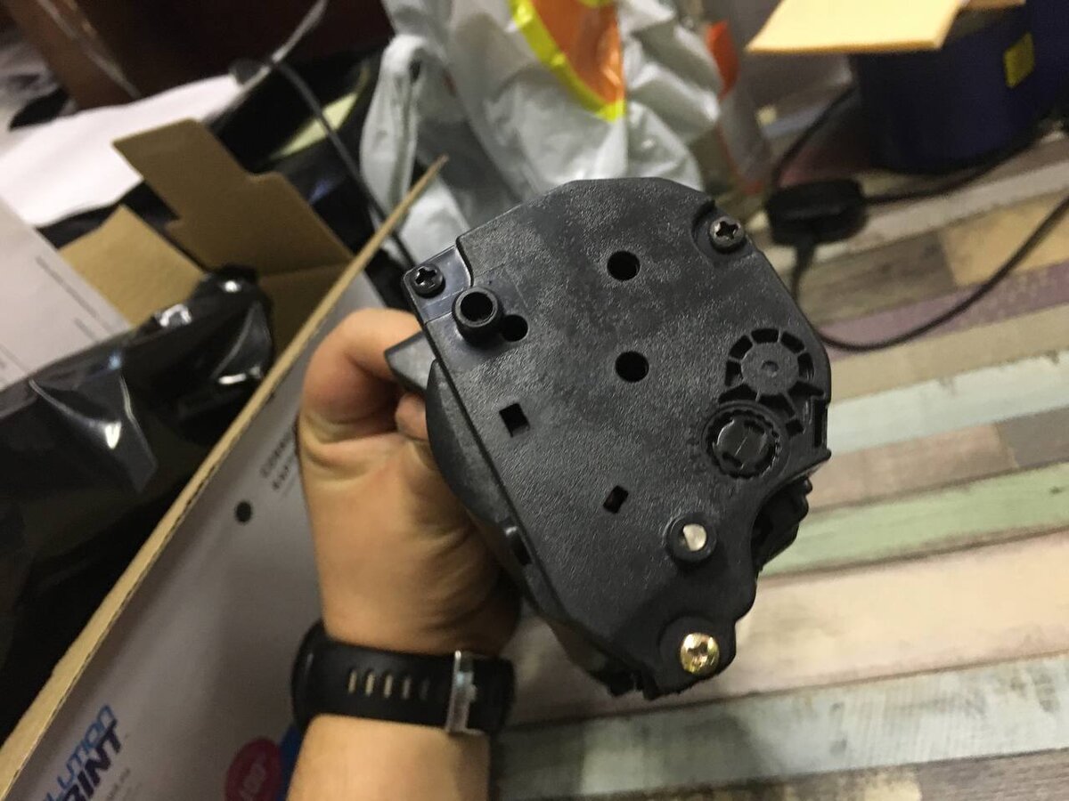 левая сторона - три винта