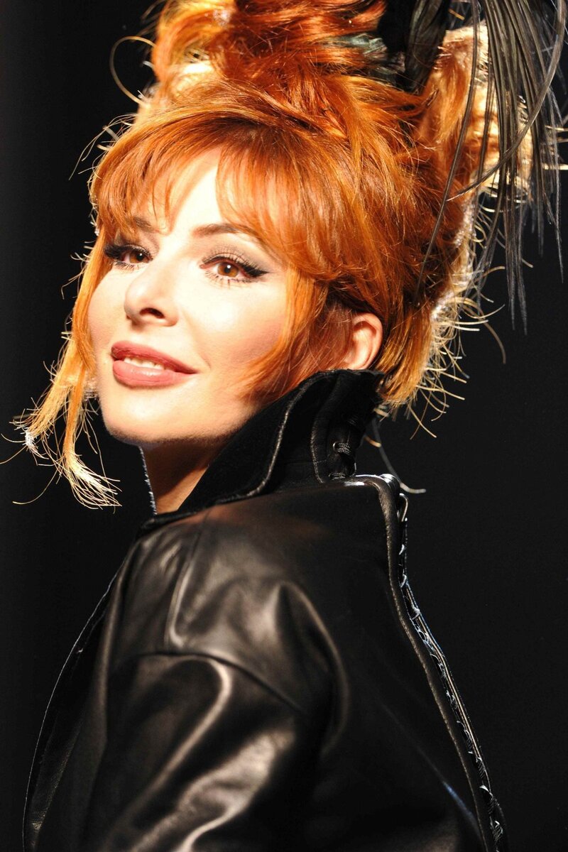 Милен Фармер (Mylene Farmer) на фотосессии