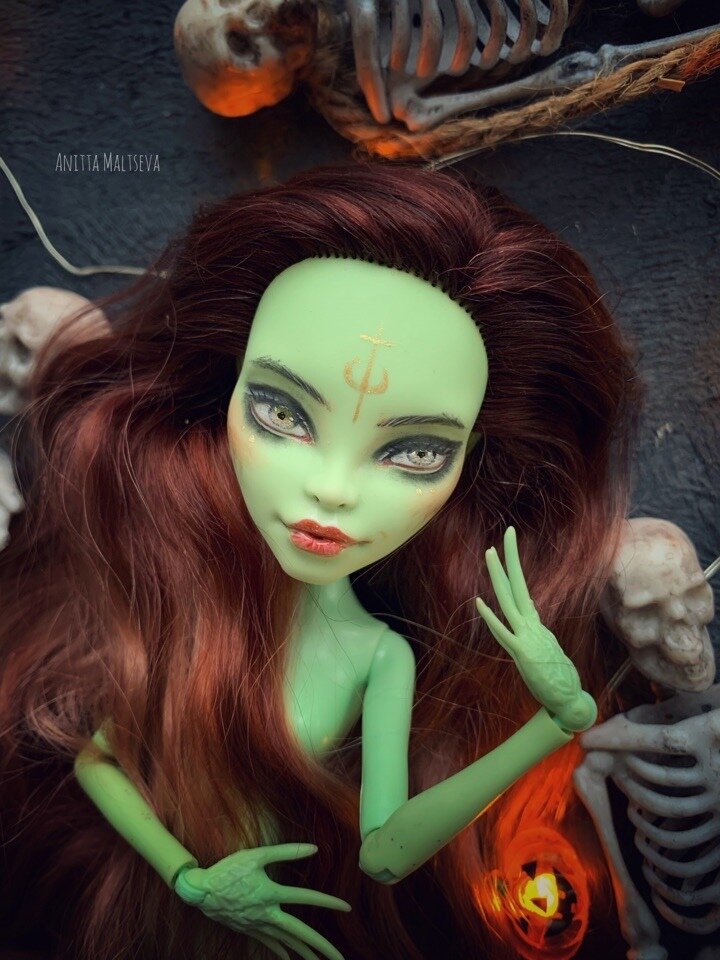 Девушка-суккуб. Статья с итогом работы над этим проектом еще не вышла