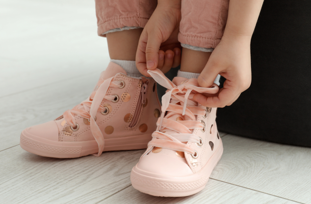 Автор: Юлия Осокина, изучала ассортимент детской обуви