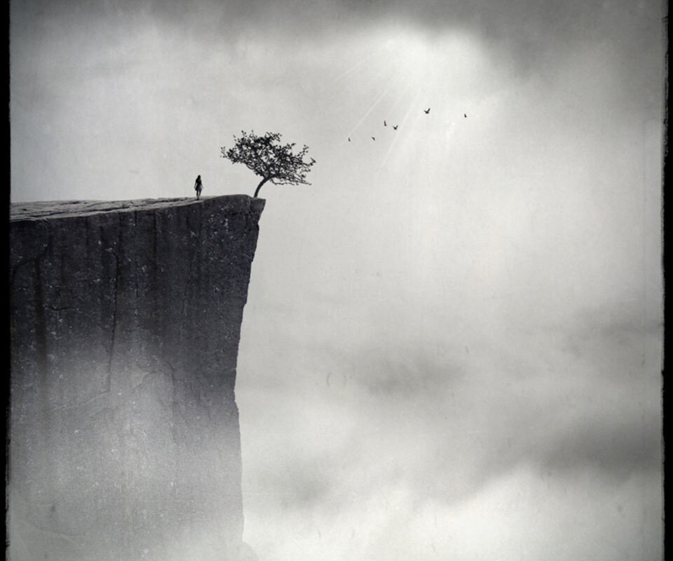 Контрзависимость - дисфункциональное поведение, которое чаще всего не осознаётся и имеет в своей основе отсутствие удовлетворения базовых эмоциональных потребностей человека. 