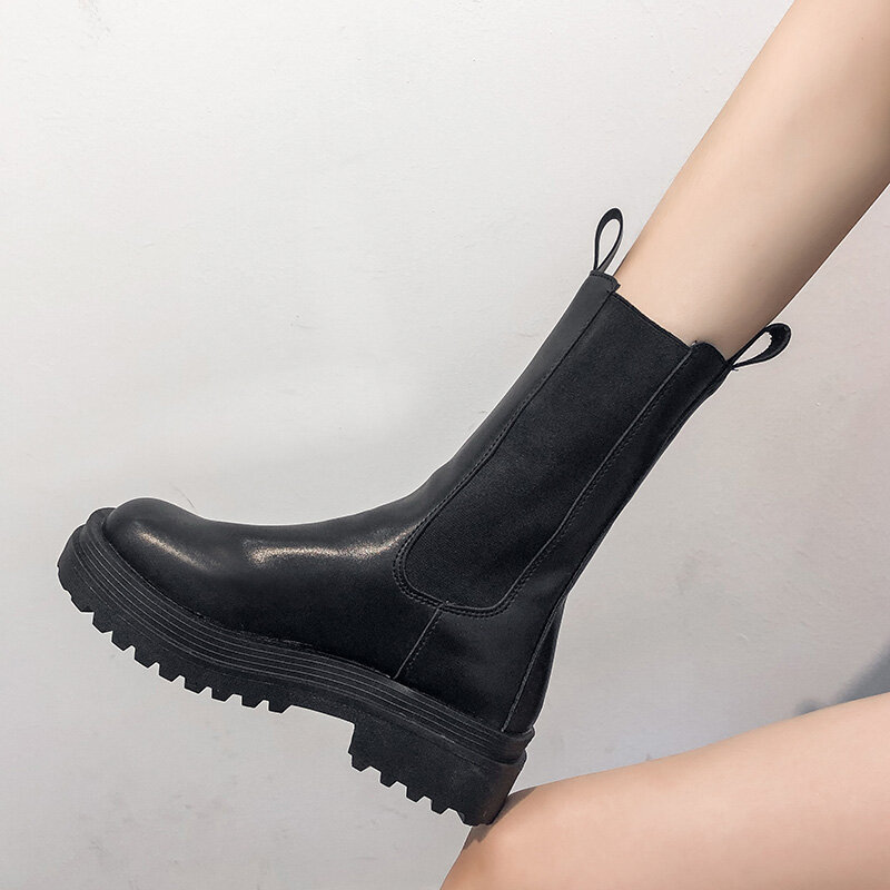 Массивная тракторная подошва.