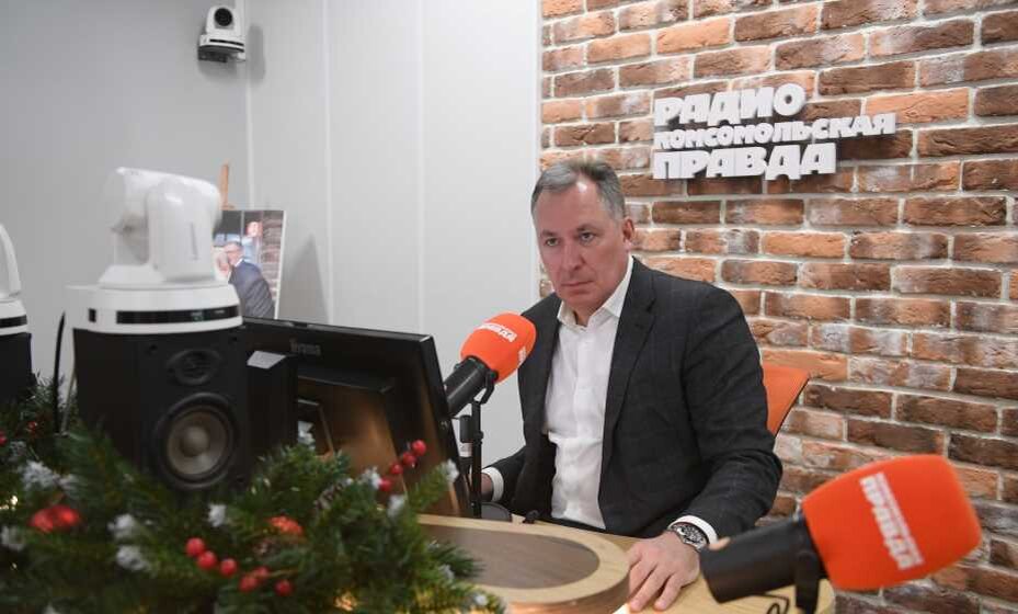    Глава ОКР Станислав Поздняков побывал в студии радио «КП». Фото: КП