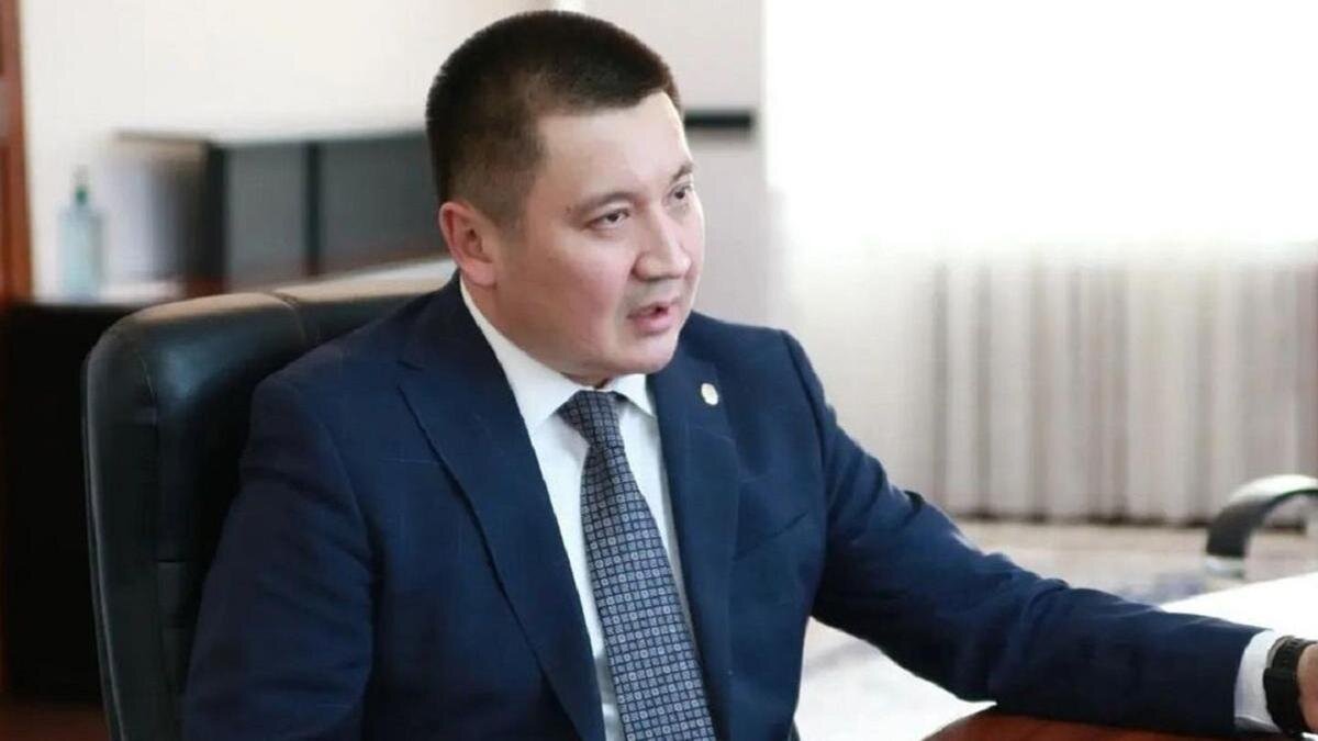    Асаин Байханов:instagram.com/asaiyn.baikhan