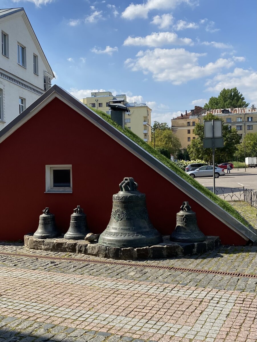 Фото автора канала. Храм Благовещения Пресвятой Богородицы в Петровском парке.