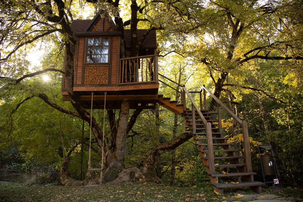 Фото взято с официального сайта эко-кемпинга Закан