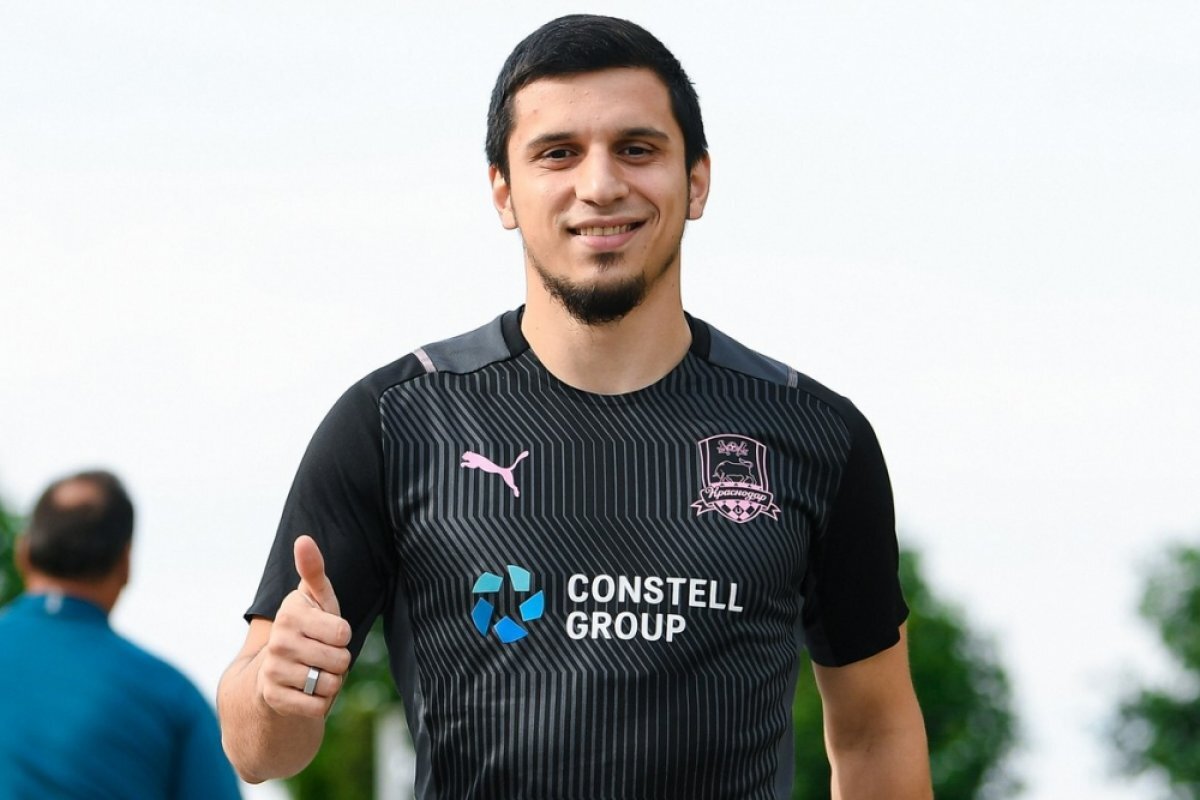    Игрок ФК «Краснодар» Сулейманов перейдет на правах аренды в «Арис»