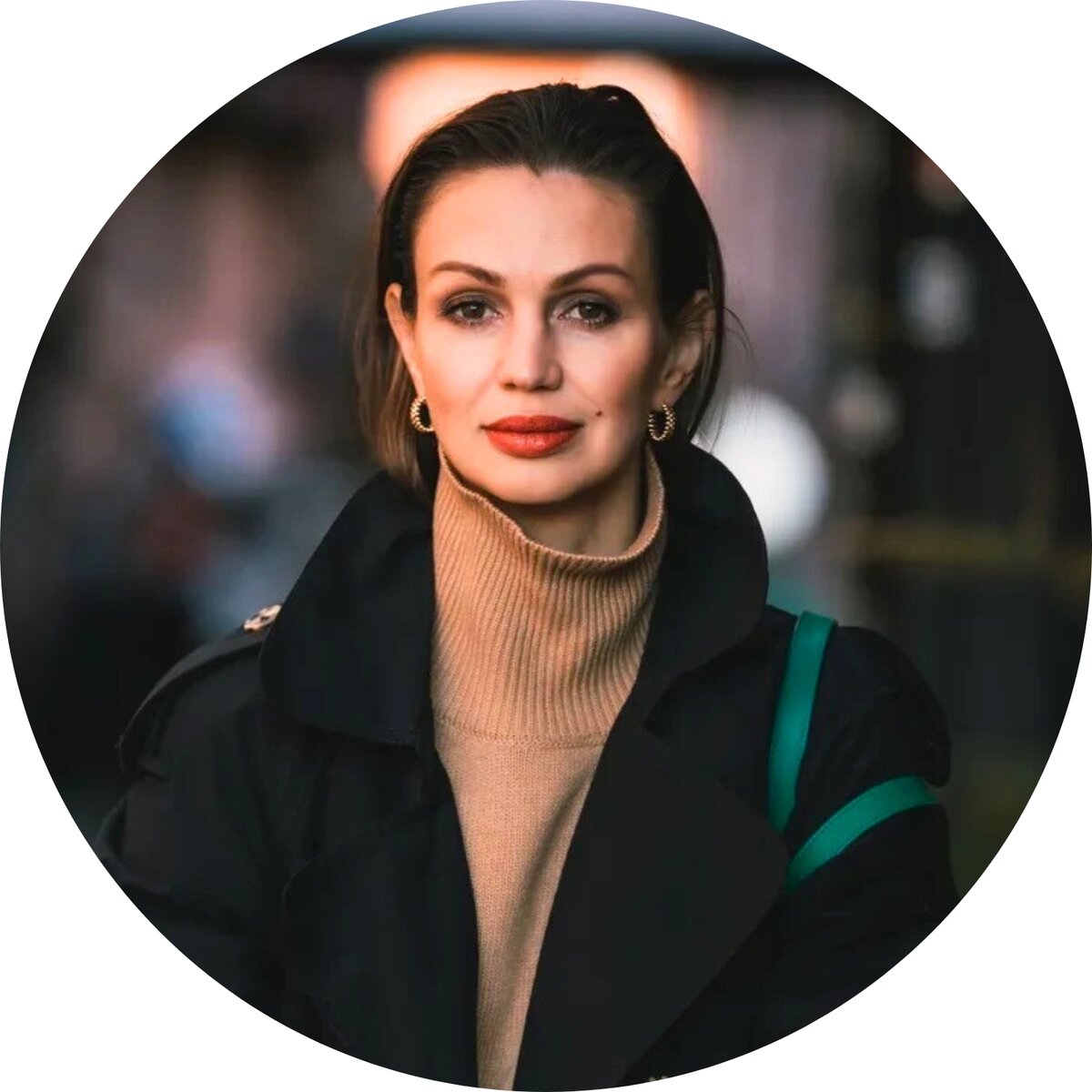 ОЛЕСЯ ДАВЫДОВА, ПЕРСОНАЛЬНЫЙ И FASHION-СТИЛИСТ