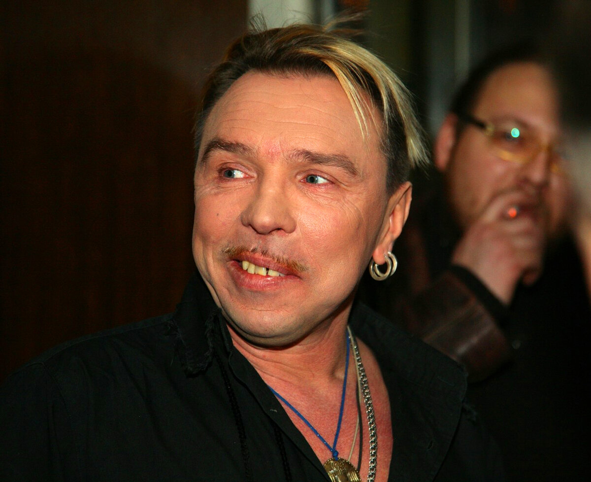 Сукачев певец