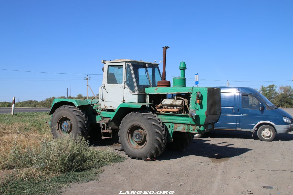 T 150. Т-150к трактор. Трактор т150 скоростной. Т-150 трактор колесный скрепер. Т150 трактор 8х8.