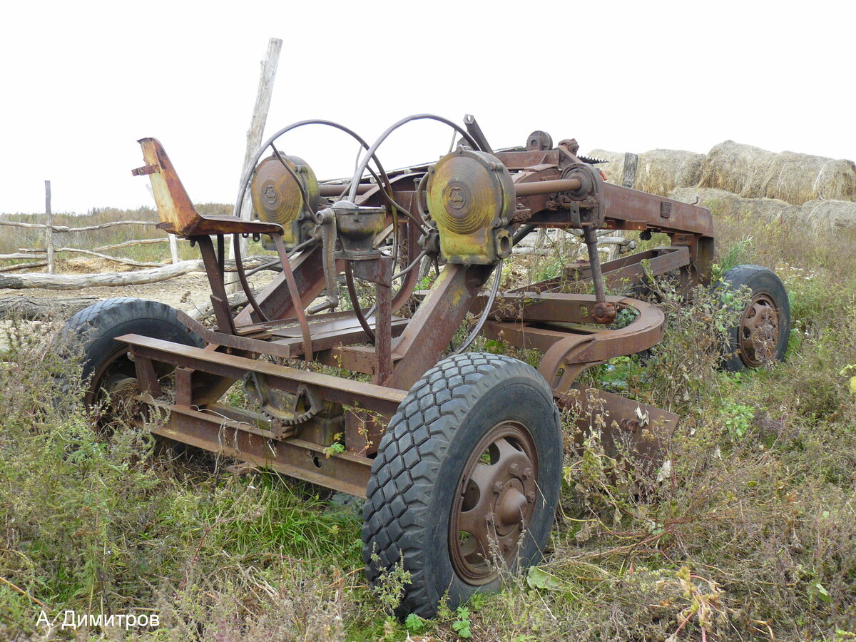 Прицепной грейдер Д-241А. Ростовская область
