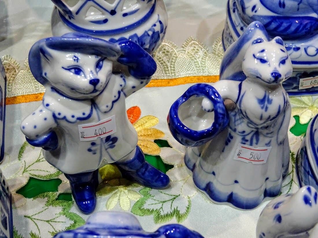 Гжельский керамический завод. Гжельский керамический завод. Голубое чудо гжели. Гжельский керамический завод. Полуфаянс гжели.