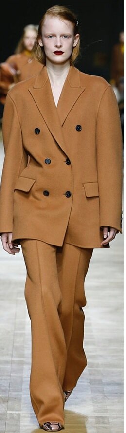Костюм от Rochas