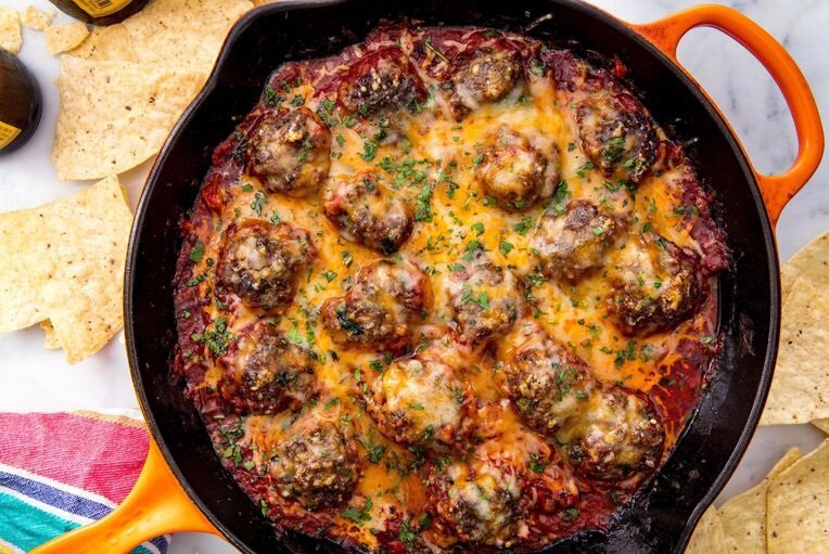 Время подготовки 10 минут и 20 минут готовки = за 30 минут вкусное блюдо которое вы нигде не пробовали.