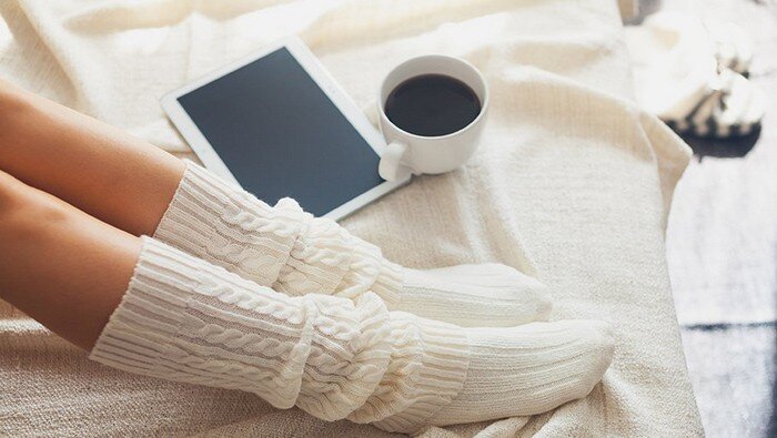 Белые носки: такие непрактичные, но красивые.