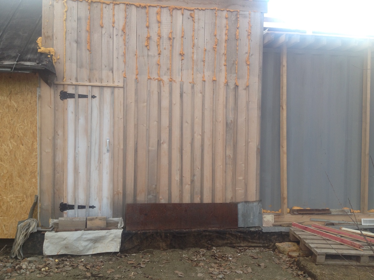 Траншея под фундамент