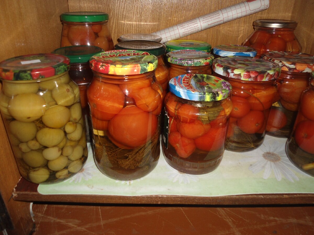 В магазине не беру, только своё в банки умещу