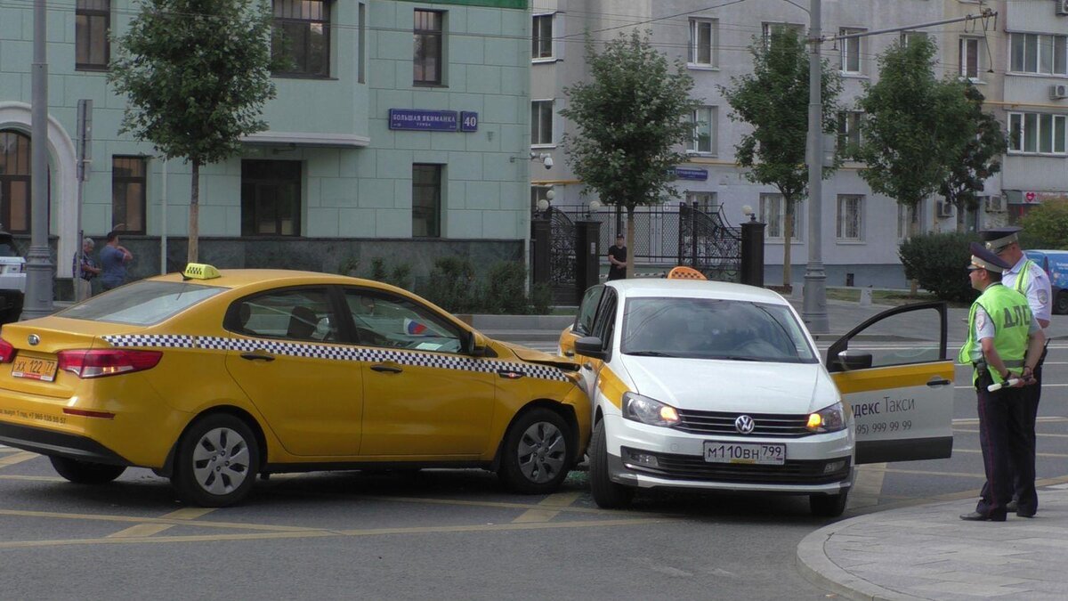 «Таксовичкоф» – Заказать недорогое такси в Реутове с расчетом стоимости поездки