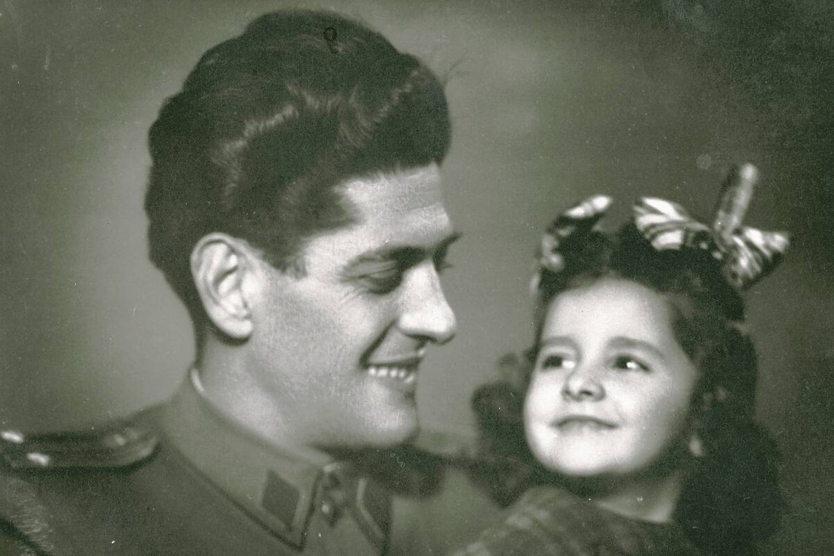 Марина Абрамович с отцом Войном в Белграде 1950 г.