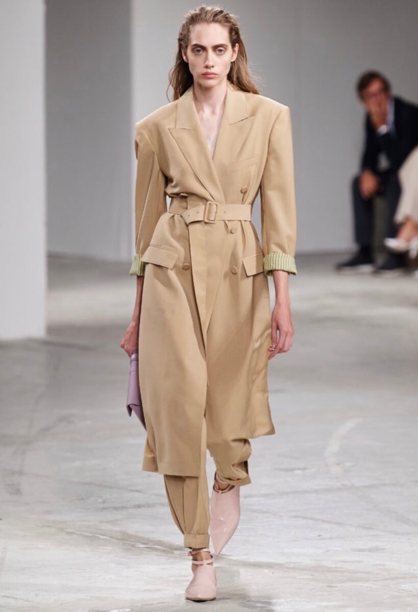 1 из 16Victoria Beckham