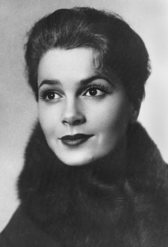 Э. А. Быстрицкая