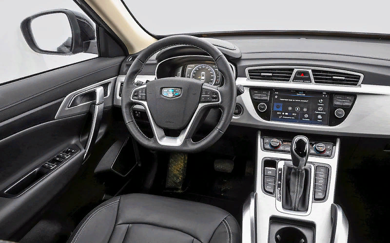 Салон  Geely Atlas