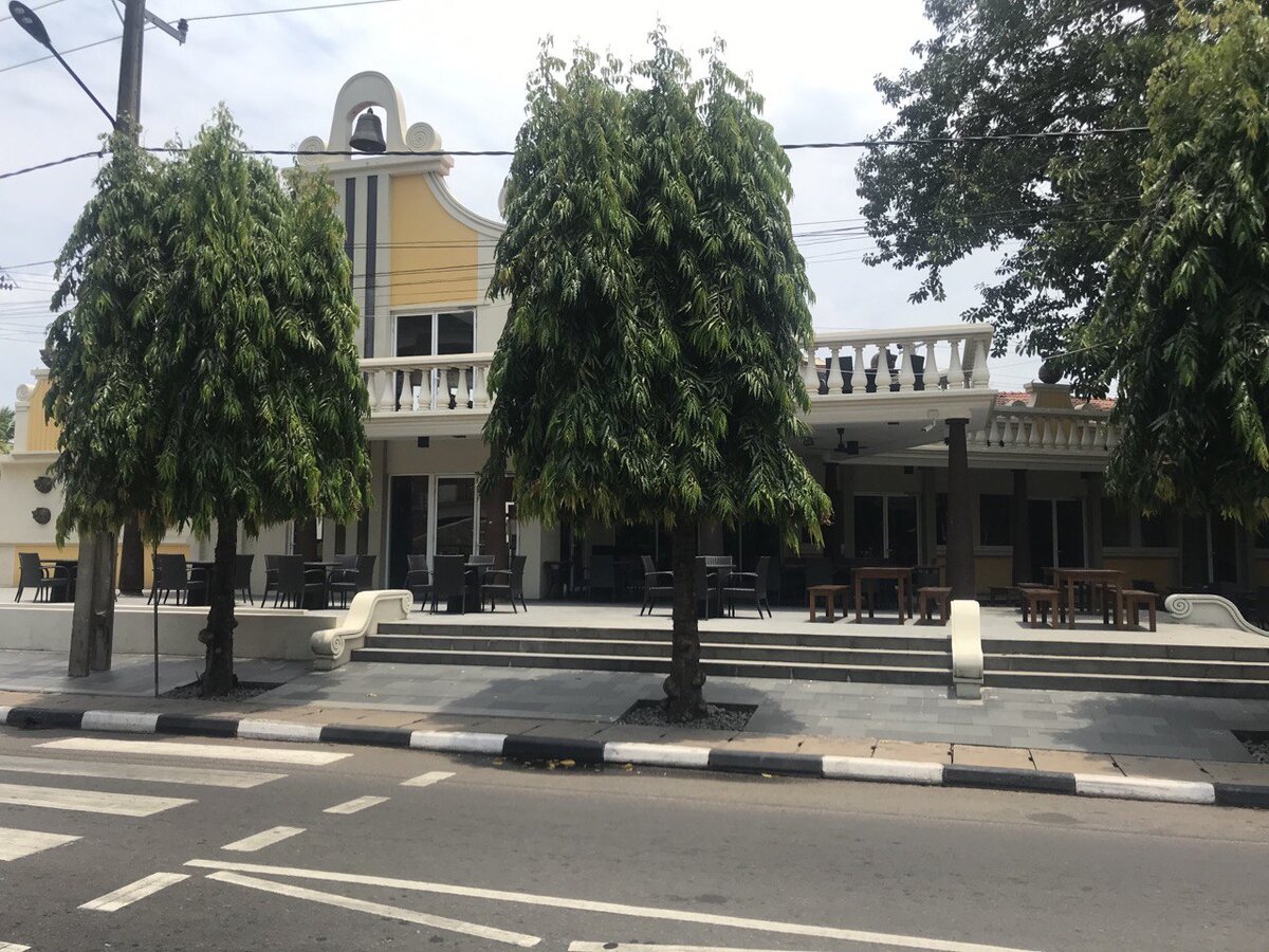 кафе в Негомбо