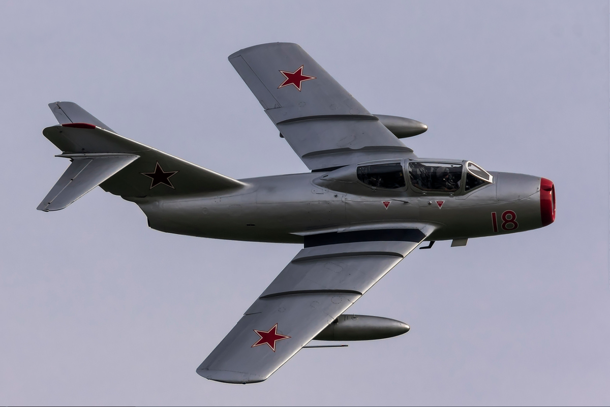 Самолет б 15