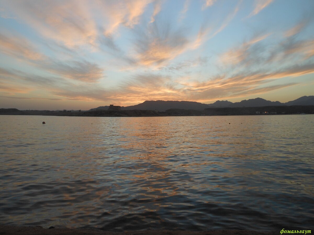 Египет, Шарм-эль-Шейх, вид на море с пляжа отеля Beatch Albatros, фото автора